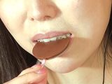 66mm大長舌OLの鼻フェラ接吻と咀嚼の音色
